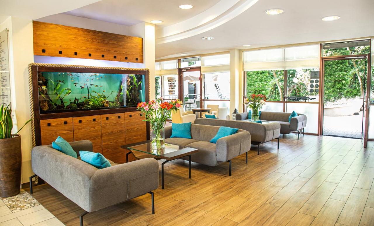 Hotel Dom Zdrojowy Resort & Spa - Destigo Hotels Jastarnia Εξωτερικό φωτογραφία
